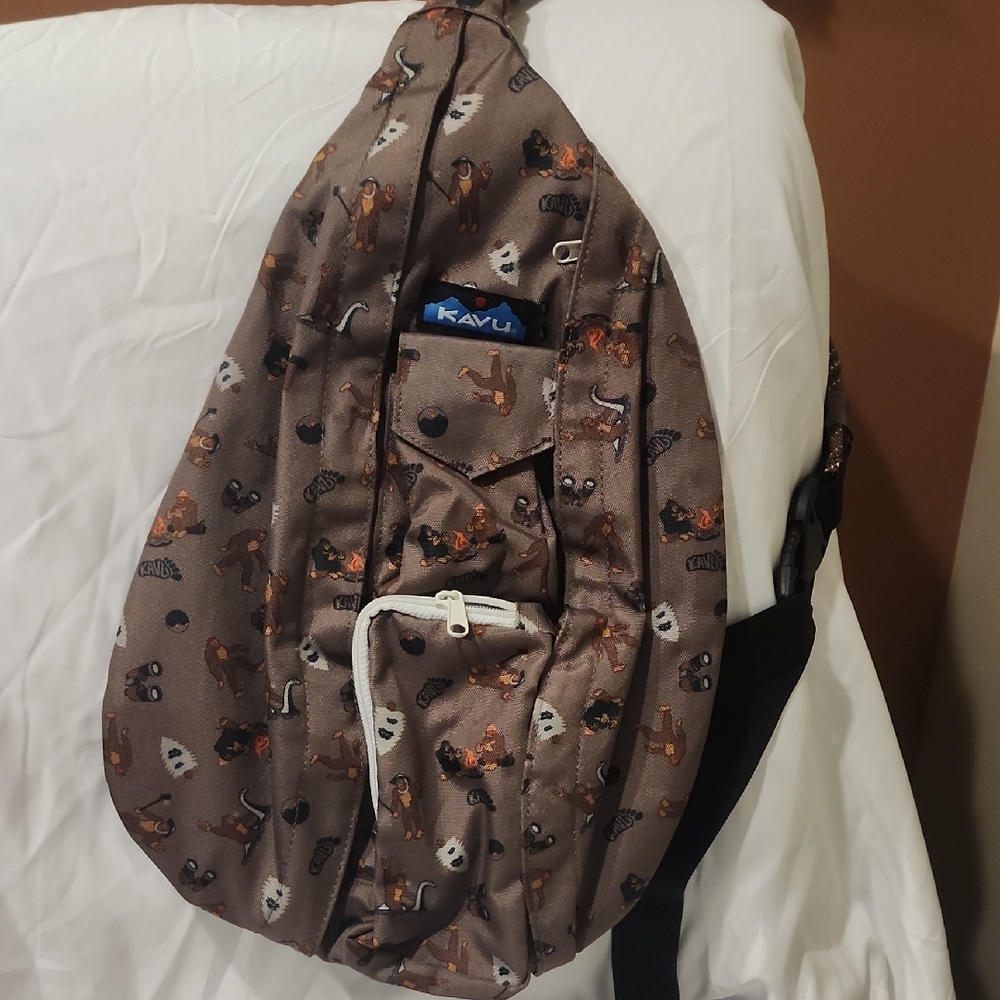 KAVU Rare Sasquatch Bigfoot Brown Sling Bag NWT